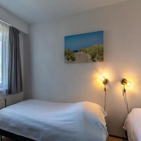 By Dutch Pet-friendly דירה